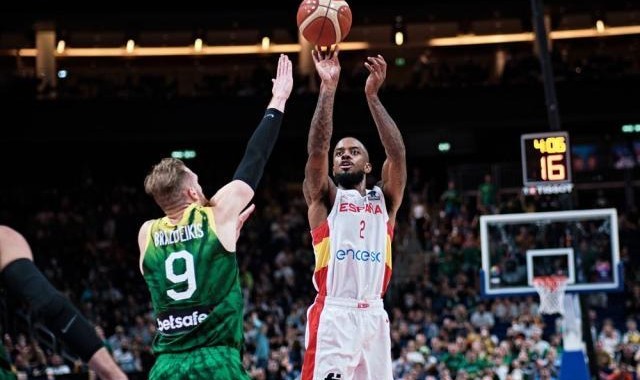 乒乓球-【观点】归化再成热点 中国男篮该不该走这条路？