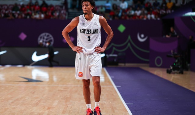 体育新闻-媒体人：莫哈韦-金展现该有的能力 中国队是时候跟真正高手过招了