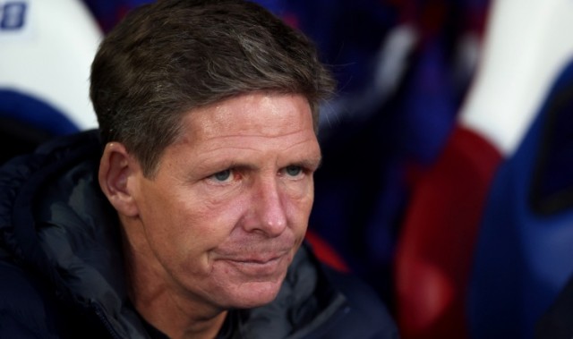 体育赛事-不放格伊走！水晶宫主帅大吐苦水：只有14人可用，8月有6场比赛