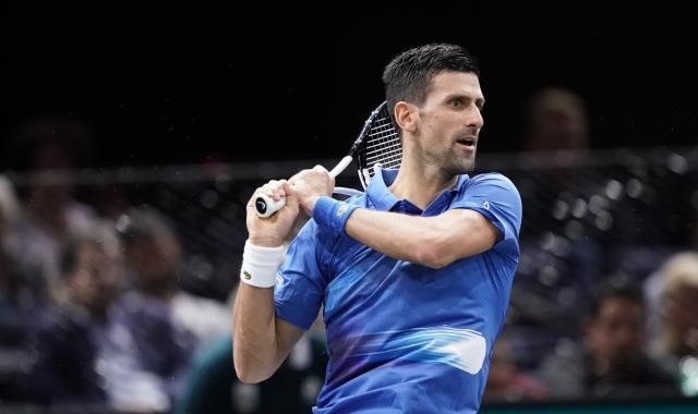 体育新闻-德约科维奇八连胜西西帕斯 巴黎决赛将战03后新秀